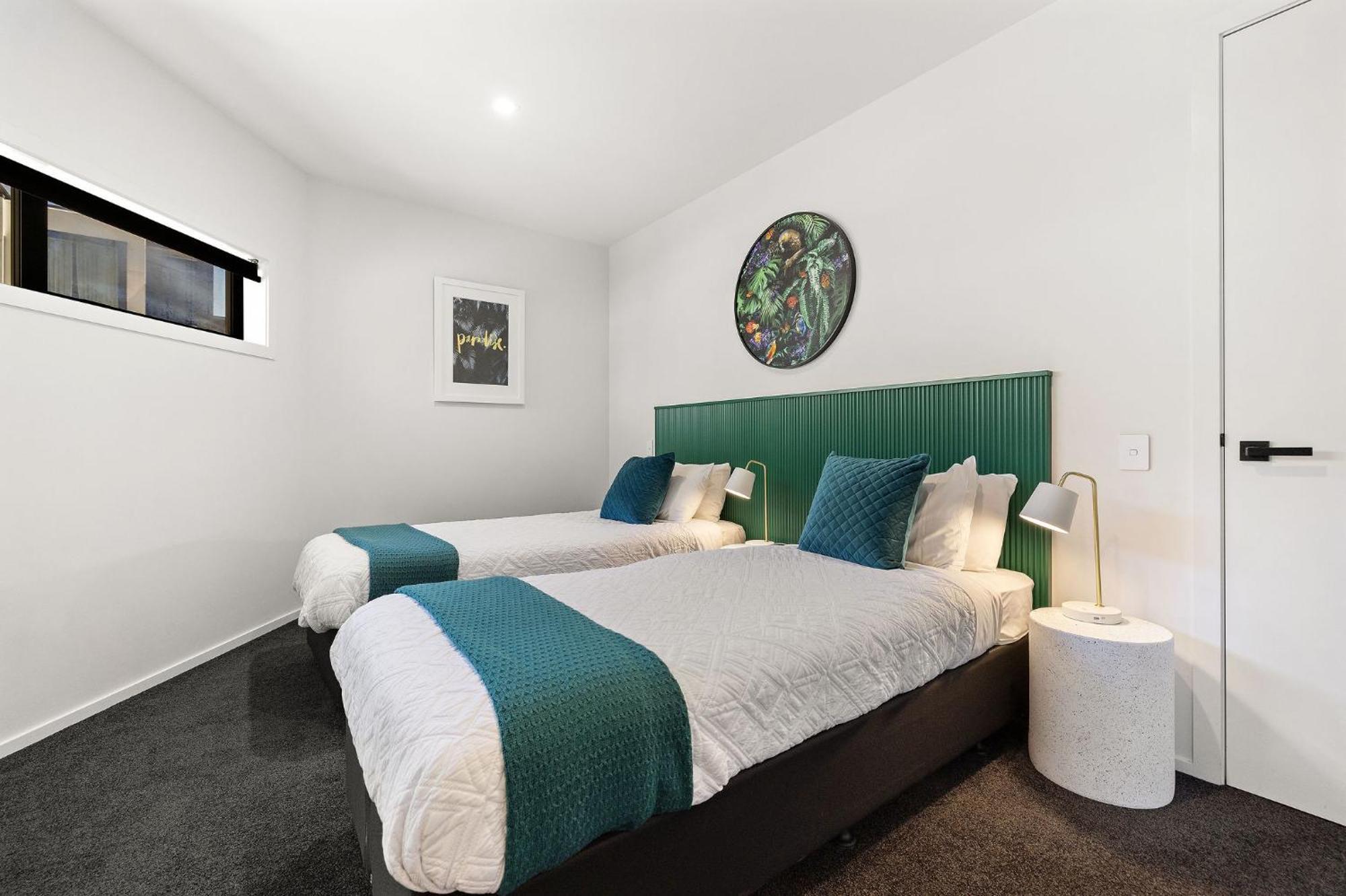 Homestead Retreat - 2 Bedroom - Lake View كوينستاون المظهر الخارجي الصورة